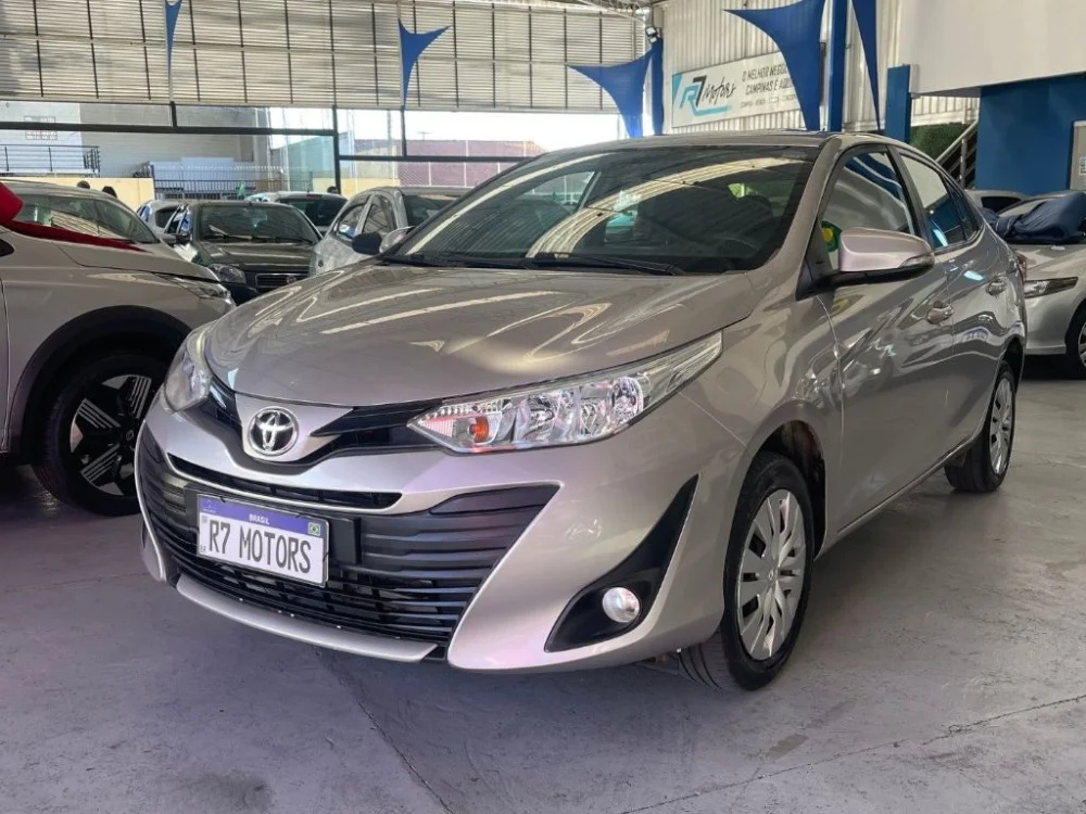 Toyota YARIS XL Sedan 1.5 Flex 16V 4p Aut.